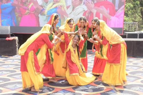 418151009 807037458118544 6823309855498389759 n